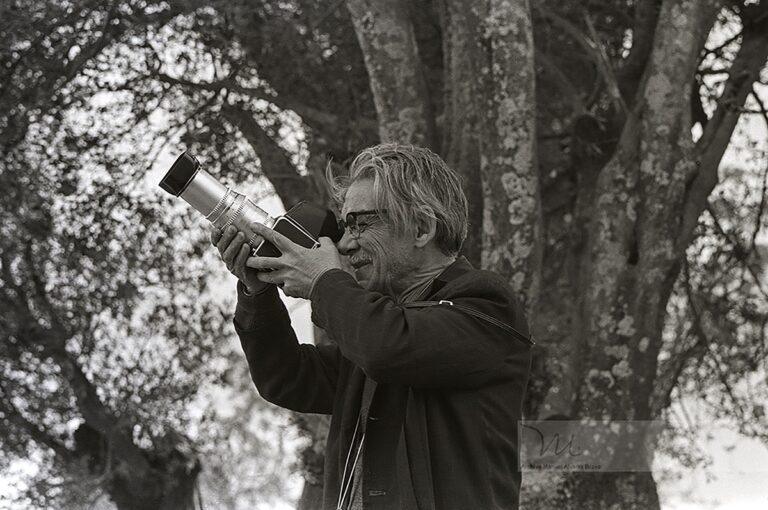 Retrato de Manuel Álvarez Bravo por Colette Urbajtel, 1970 2.jpg - Wikimedia Commons
